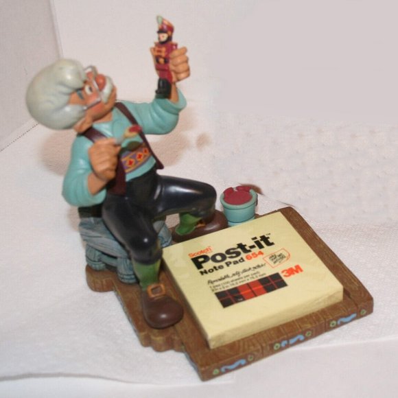Vintage PinocchioGeppetto MEMO HOLDER with notepad Disney Desk Set - 22096